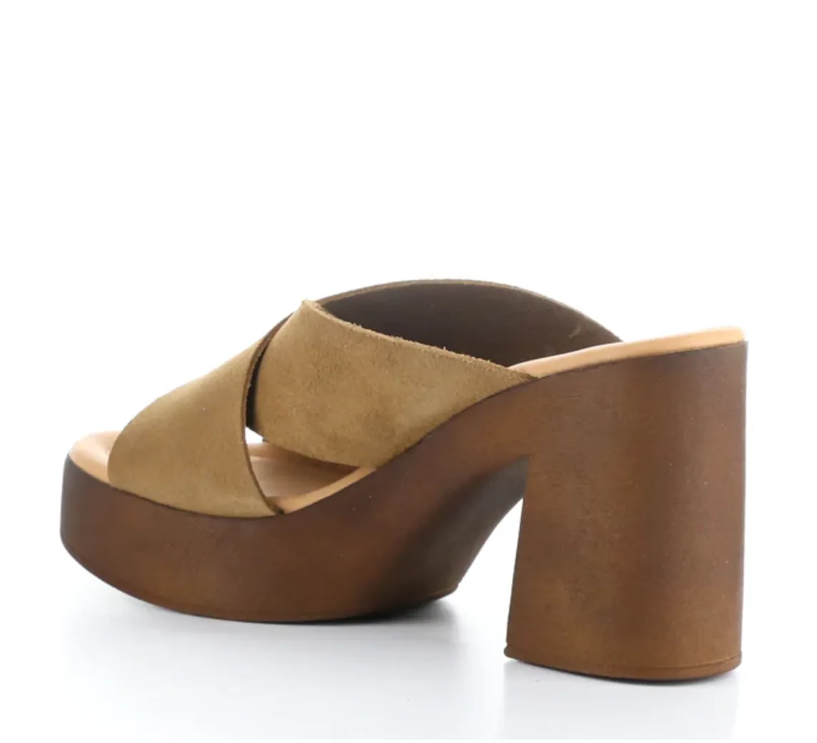 Bos&Co. "Wilma" Cognac - Platform Sandal