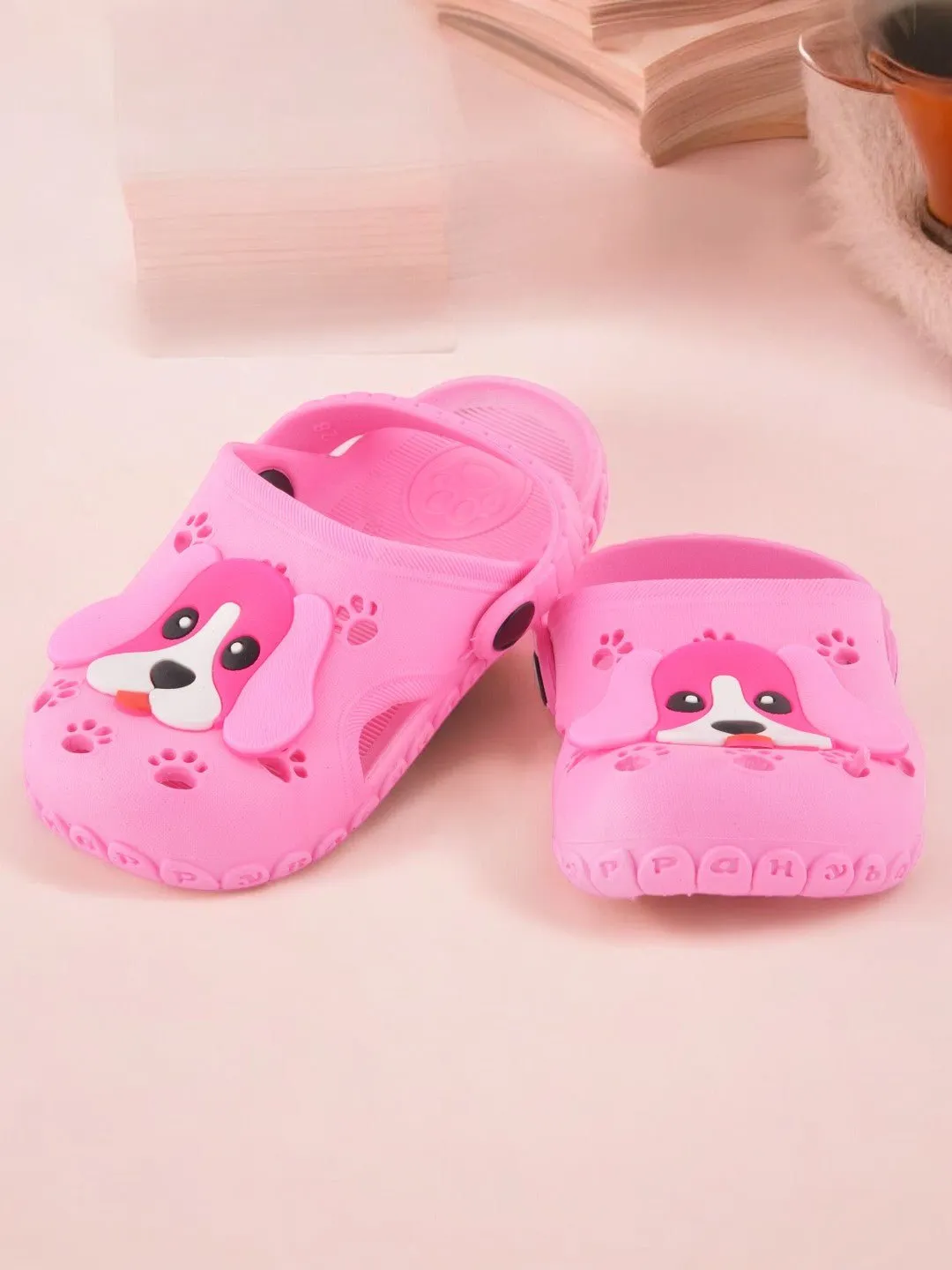 Charming Pink Puppy Clogs for Girls - Playful & Comfortable Footwear