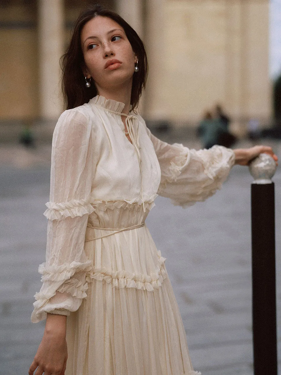 Creamy ruffle long dress