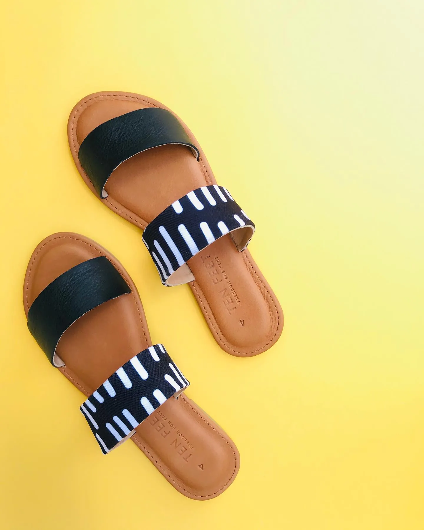 Double Strap - Black & Bold Move