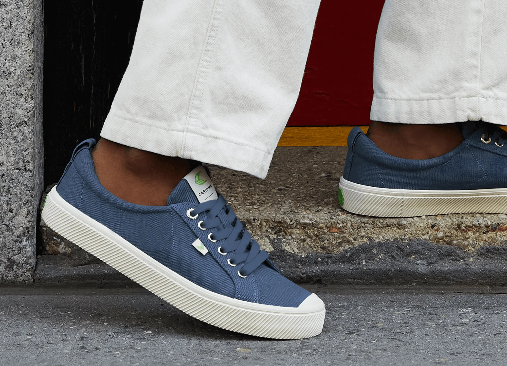 OCA Low Navy Canvas Sneaker Men
