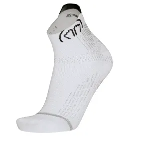 RUN ANATOMIC ANKLE UNISEX RUNNING SOCKS WHITE