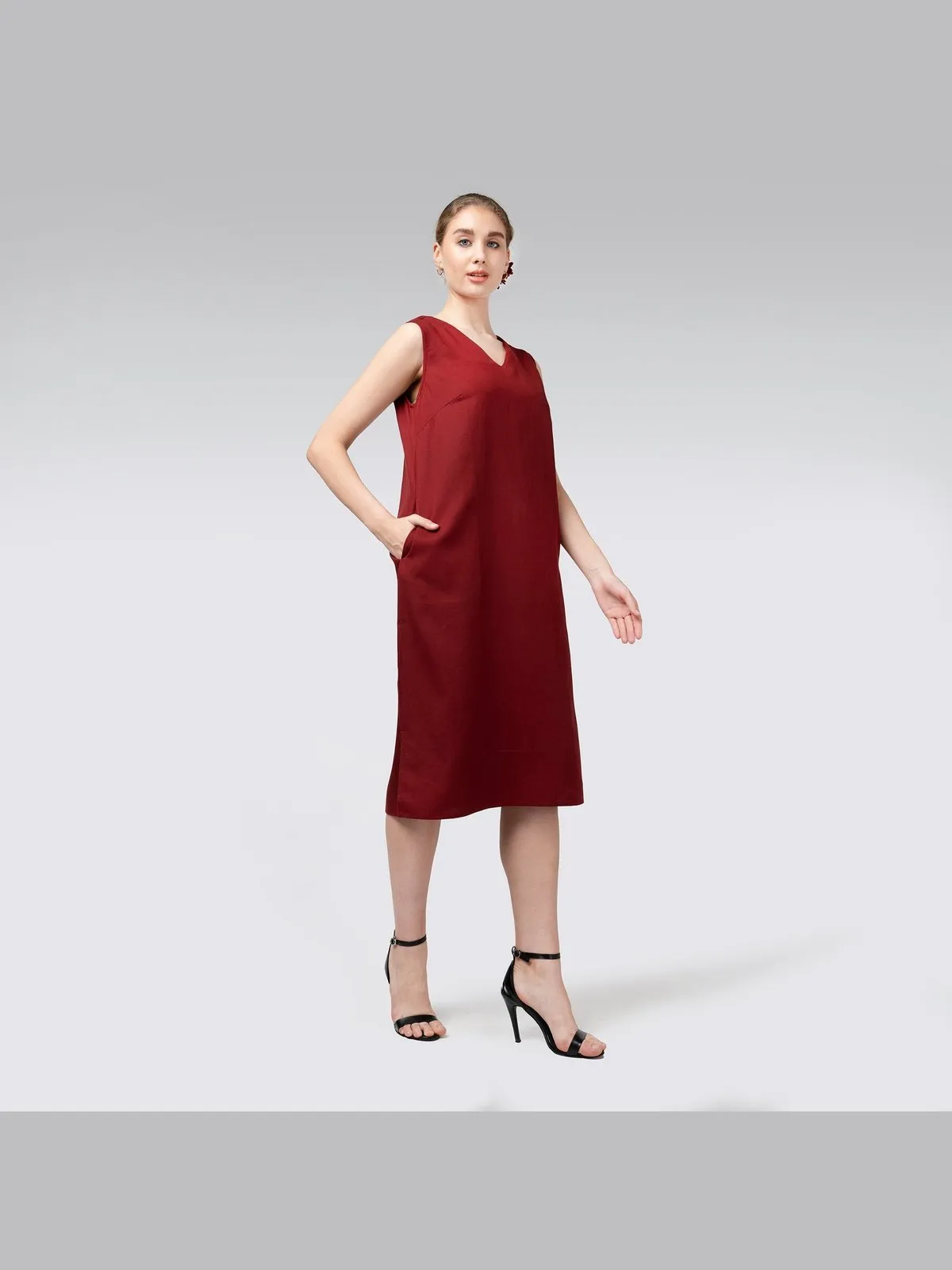 Tencel Solid V-Neck Sleeveless Dress