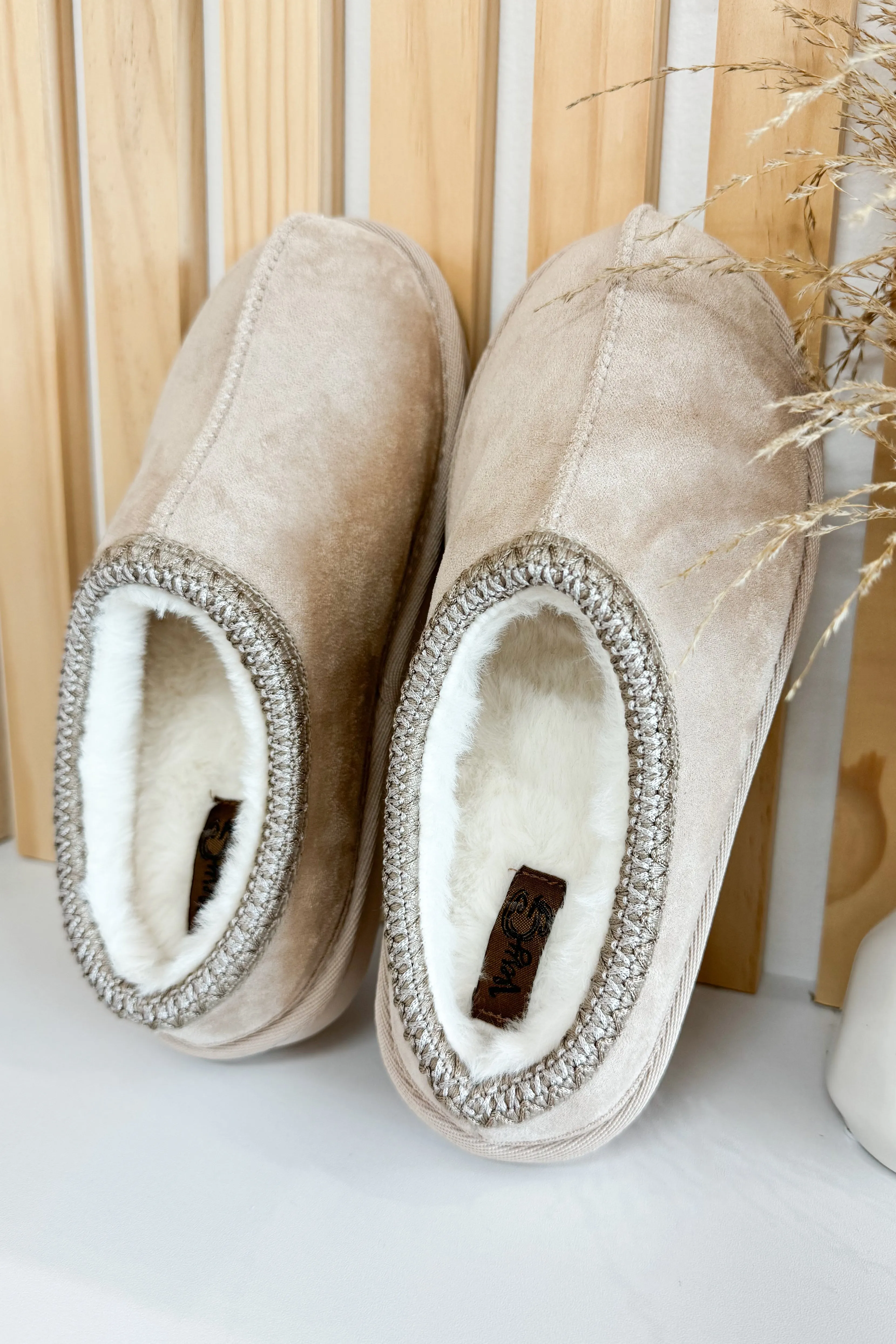 Very G Sparks Slippers (Nude)