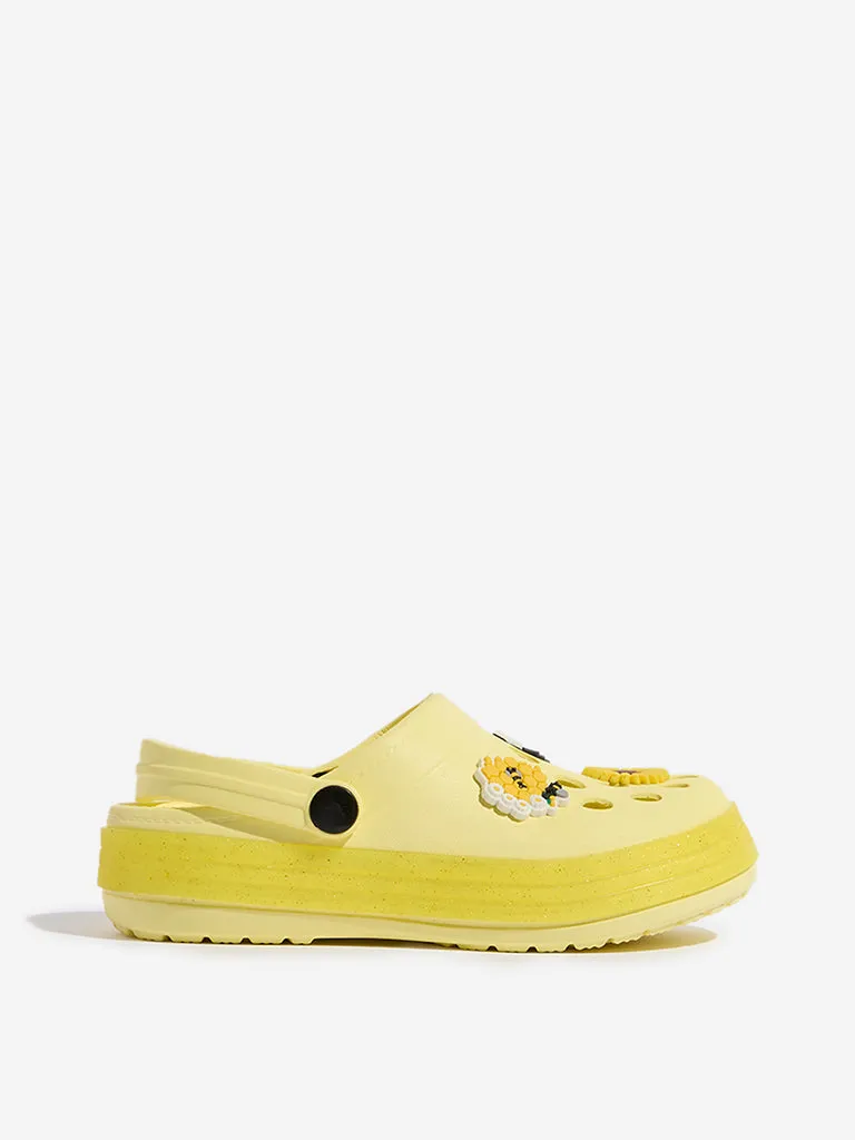 Yellow Yellow Applique-Detailed Clog